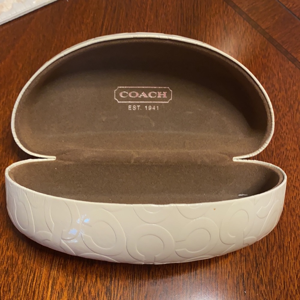 🚫SOLD🚫  Coach Sunglass case